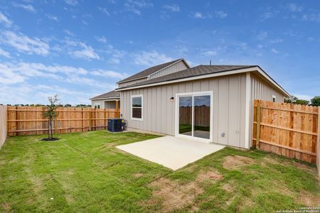 New construction Single-Family house 768 Langston Ln, New Braunfels, TX 78130 The Coastal View- photo 22 22