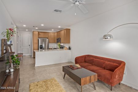 New construction Apartment house 2511 W Queen Creek Road, Unit 378, Chandler, AZ 85248 - photo 7 7