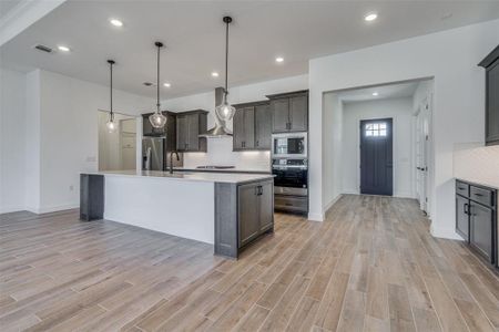 New construction Single-Family house 105 Pointer Ln, Georgetown, TX 78633 Stardom- photo 4 4