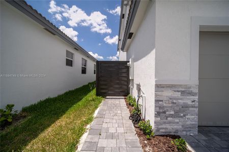 New construction Single-Family house 14828 Sw 162Nd Street, Miami, FL 33187 - photo 6 6