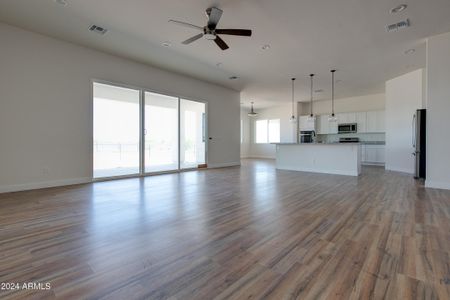 New construction Single-Family house 29120 N 257Th Drive, Wittmann, AZ 85361 - photo 6 6