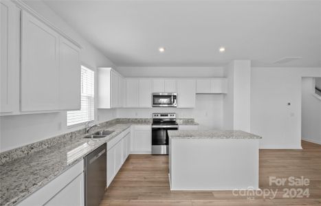 New construction Single-Family house 5119 Sunbriar Drive, Unit 015, Charlotte, NC 28216 - photo 20 20