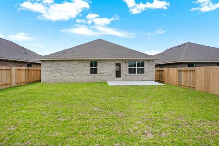 New construction Single-Family house 5322 Lafayette Court, Dickinson, TX 77539 - photo 13 13