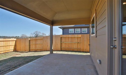 New construction Single-Family house 4539 Pinehurst Trace Drive, Pinehurst, TX 77362 Journey Series - Meridian- photo 37 37