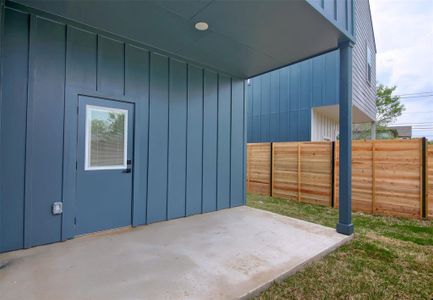 New construction Single-Family house 1212 Lily Ter, Unit 1, Austin, TX 78741 - photo 27 27