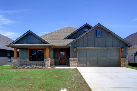 New construction Single-Family house 949 Tesslynn Avenue, Godley, TX 76044 - photo 0 0