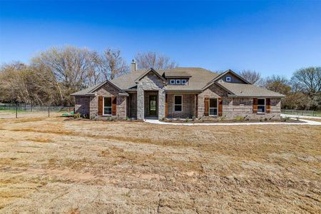 New construction Single-Family house 2025 Sky Ranch, Weatherford, TX 76086 - photo 0 0