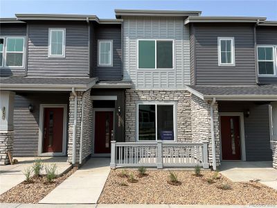 New construction Townhouse house 1986 S Gold Bug Way, Aurora, CO 80018 Plan 301- photo 2 2