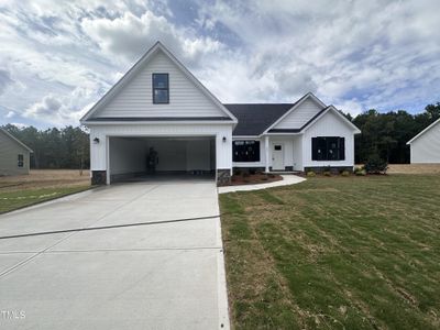 New construction Single-Family house 607 Tuscany Circle, Princeton, NC 27569 - photo 0