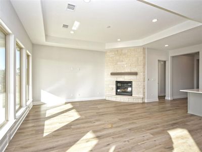 New construction Single-Family house 3400 Emerald Lake Path, Georgetown, TX 78628 - photo 5