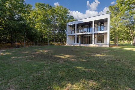 New construction Single-Family house 205 Kahana Ln, Bastrop, TX 78602 - photo 35 35