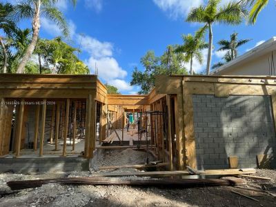 New construction Single-Family house 4110 Bonita Avenue, Miami, FL 33133 - photo 13 13