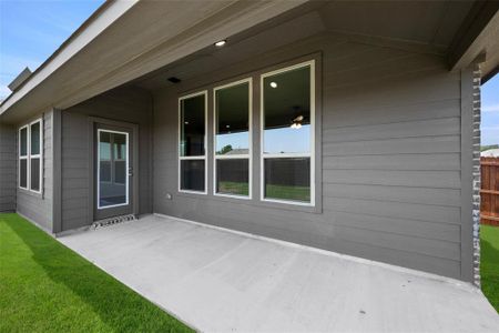 New construction Single-Family house 404 Basalt Drive, Azle, TX 76020 Hampton II- photo 28 28