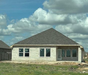 New construction Single-Family house 1822 Homewood Point Lane, Rosharon, TX 77583 The Acadia B with 3-Car Garage- photo 4 4