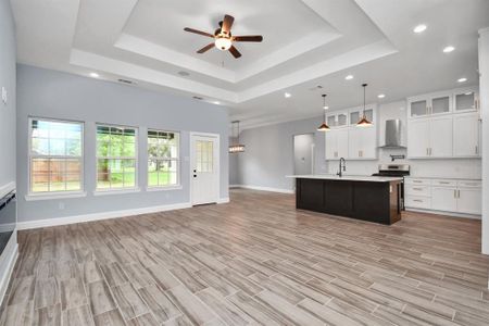New construction Single-Family house 221 Wood Haven Drive, West Columbia, TX 77486 - photo 7 7