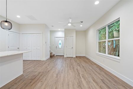 New construction Condo/Apt house 5702 Palo Blanco Ln, Unit B, Austin, TX 78744 - photo 12 12