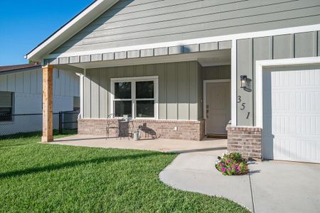 New construction Single-Family house 351 Enchanted Drive, Enchanted Oaks, TX 75156 - photo