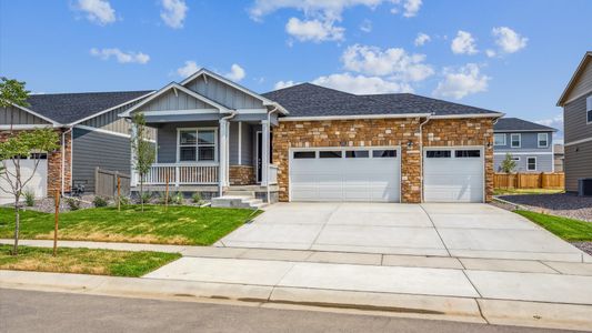 New construction Single-Family house 1080 Clara View Drive, Berthoud, CO 80513 AVON- photo 0