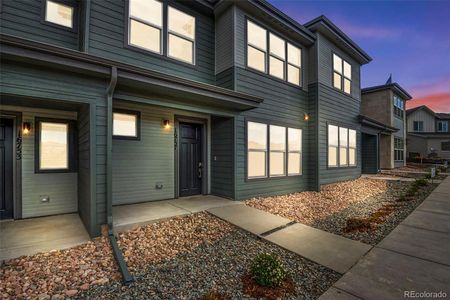 New construction Townhouse house 16757 W 93Rd Place, Arvada, CO 80007 - photo 0 0