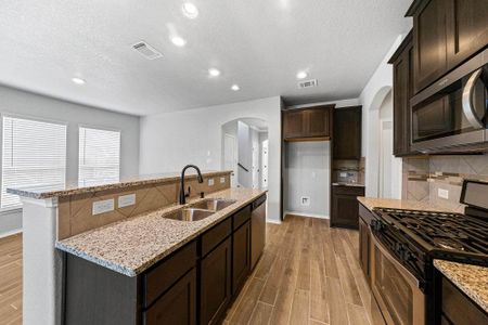 New construction Single-Family house 11602 Briceway Land, San Antonio, TX 78254 - photo 13 13