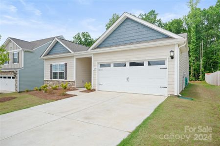 New construction Single-Family house 164 Tanner Loop, Unit 24, Troutman, NC 28166 - photo 1 1