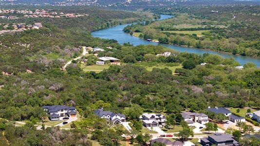 New construction Single-Family house 809 Cypress Grove Dr, Austin, TX 78732 - photo 0 0