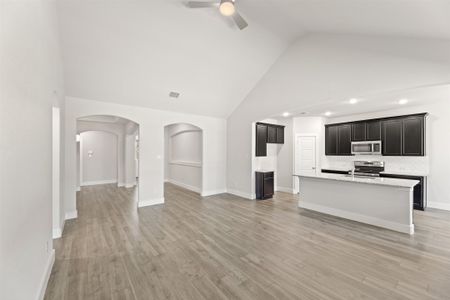 New construction Single-Family house 445 Black Hill Drive, Gainesville, TX 76240 - photo 26 26