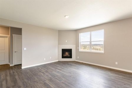 New construction Single-Family house 18359 Prince Hill Circle, Parker, CO 80134 HENLEY- photo 10 10