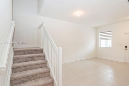 New construction Townhouse house 16207 Sw 288Th Ter, Unit 16207, Homestead, FL 33033 - photo 7 7