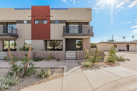 New construction Townhouse house 7121 E Wilshire Drive, Unit 1001, Scottsdale, AZ 85257 - photo