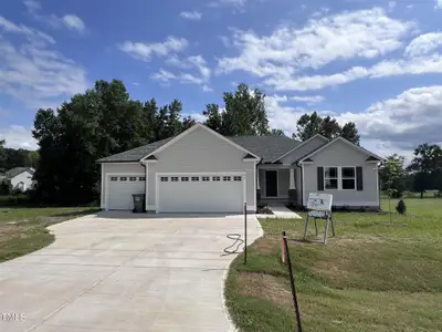 New construction Single-Family house 55 Bonsai Way, Four Oaks, NC 27524 - photo 0