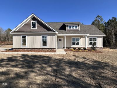 New construction Single-Family house 400 Tuscany Circle, Princeton, NC 27569 - photo 0