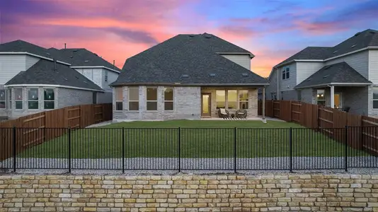 New construction Single-Family house 6720 Cliff Rose Dr, Spicewood, TX 78669 - photo 30 30
