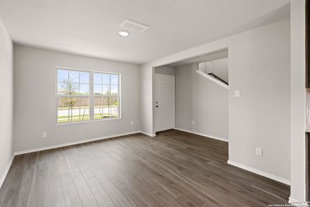 New construction Single-Family house 600 Saxon Street, Seguin, TX 78155 1170- photo 6 6