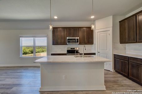 New construction Single-Family house 831 Moondance Court, New Braunfels, TX 78130 Landmark Series - Kimbell- photo 4 4