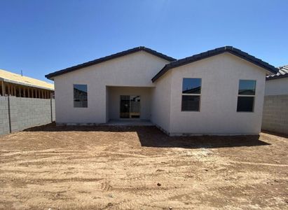 New construction Single-Family house 47834 W Mellen Ln, Maricopa, AZ 85139 Iris Homeplan- photo 18 18