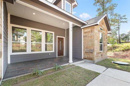 New construction Single-Family house 103 Mahalua Ln, Bastrop, TX 78602 - photo 4 4
