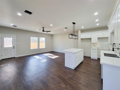 New construction Single-Family house 3818 Mount Pleasant Street, Houston, TX 77021 - photo 6 6