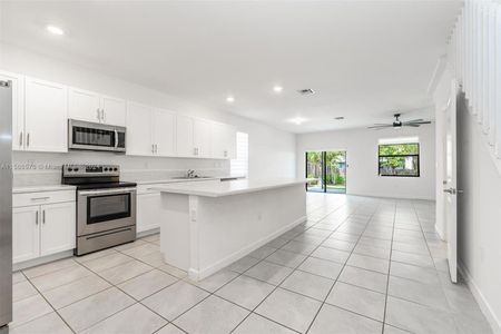 New construction Single-Family house 25512 Sw 108Th Ct, Homestead, FL 33032 - photo 6 6