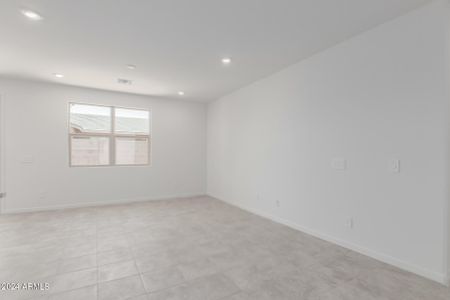 New construction Single-Family house 8821 W Albeniz Place, Tolleson, AZ 85353 Everett- photo 16 16