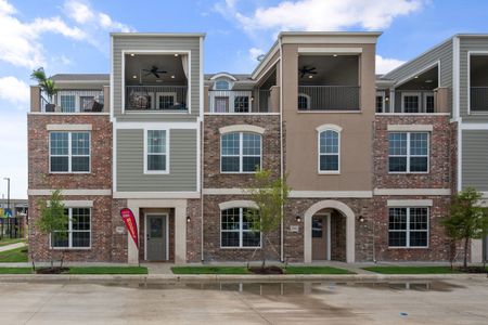 New construction Townhouse house 3804 Manhattan Avenue, Grand Prairie, TX 75052 - photo 0