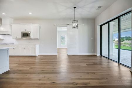 New construction Single-Family house 225 Cast Iron Cv, Dripping Springs, TX 78620 - photo 6 6