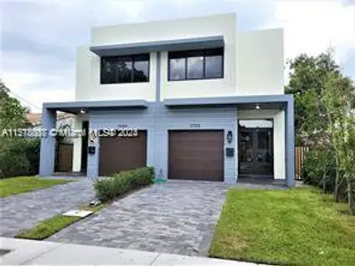 New construction Townhouse house 740 Nw 24Th Ct, Unit 740, Miami, FL 33125 - photo 1 1