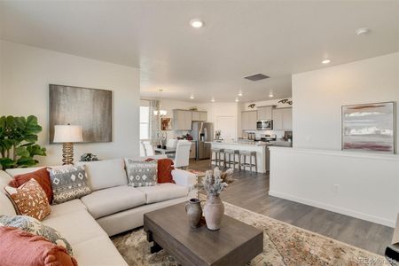 New construction Single-Family house 27306 E Byers Place, Aurora, CO 80018 CHATHAM- photo 3 3