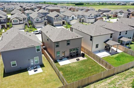 New construction Single-Family house 13216 Nancy Reagan St, Manor, TX 78653 - photo 8 8