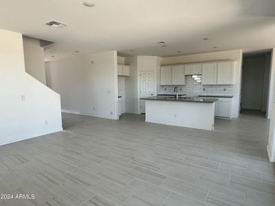 New construction Single-Family house 10325 S 55Th Drive, Laveen, AZ 85339 Daisy Homeplan- photo 10 10