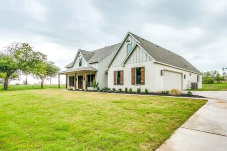 New construction Single-Family house Manor Farm House, 200 Sarra Lane, Poolville, TX 76487 - photo