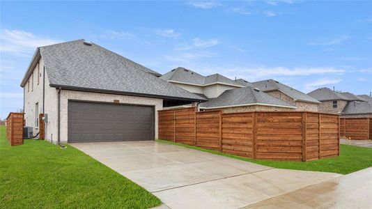 New construction Single-Family house 2016 Twisted Tree Lane, Mesquite, TX 75181 - photo 25 25