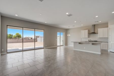 New construction Single-Family house 20134 W. Luke Avenue, Litchfield Park, AZ 85340 Hacienda Series - Crimson- photo 7 7