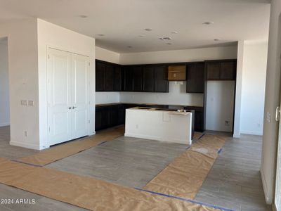 New construction Single-Family house 31476 N Hayweather Lane, San Tan Valley, AZ 85143 - photo 3 3